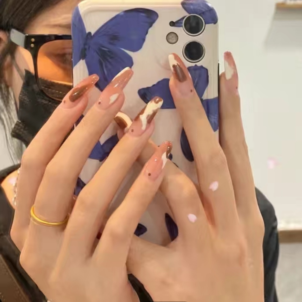 Press on Nails ✨free add on✨